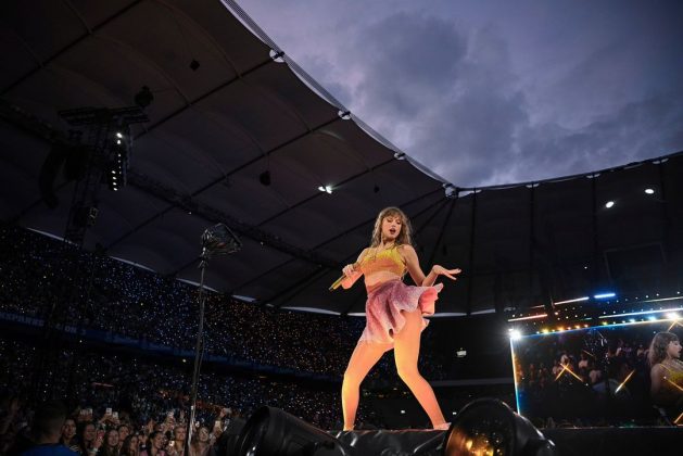 Segundo o jornal The Guardian, o ataque ocorreu por volta das 11h47, horário local, na última segunda-feira. As vítimas eram crianças entre seis e onze anos. (Foto: Instagram / @taylorswift)