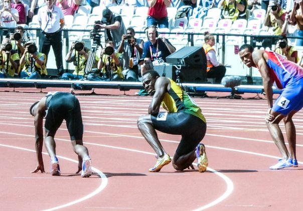 4. Usain Bolt e a Economia Jamaicana: O homem mais rápido do mundo, Usain Bolt, exige que todas as suas fotos sejam tiradas na Jamaica, seu país natal, para promover a economia local. (Foto: Pixabay)