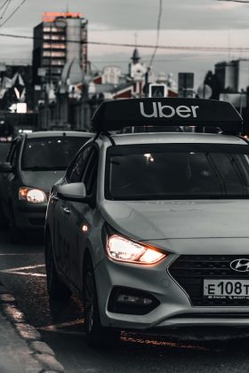 Barbosa conseguiu uma conta ilegal do Uber, que usou por um ano. (Foto: Unsplash)