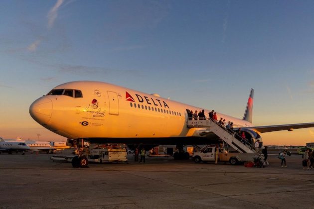 Explosão de pneu causa tragédia em aeroporto de Atlanta. (Foto: Instagram @delta)