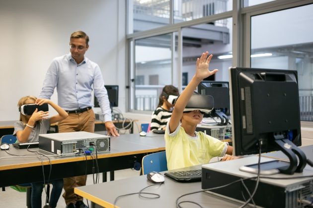 Ministério da Educação da Itália vai incorporar a Inteligência Artificial (IA) no ambiente escolar (Foto: Freepik)