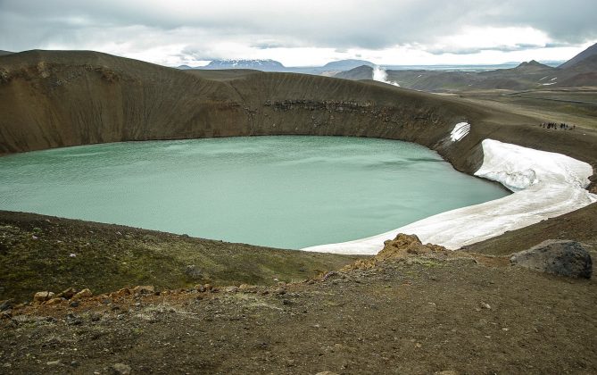 Amostras revelam silicatos e magnetita, sinais de rocha derretida (Foto: Pexels)