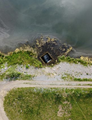 O esgoto representa a principal fonte de contaminação (Foto: Pexels)