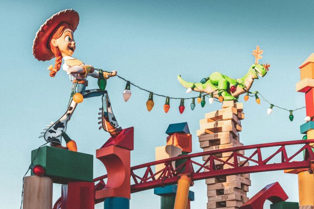 Eles começaram a esboçar ideias para projetos da Pixar. (Imagem: pexels)