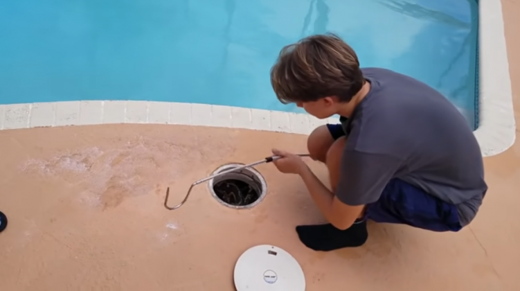 Ele chamou Jacob Feder, fundador de um Centro de Preservação e Educação da Vida Selvagem em Miami, Flórida (Foto: Reprodução/YouTube/Catch em all fishing)