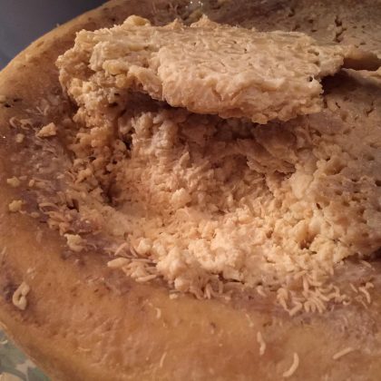 O Cazu Marzu é conhecido como o queijo mais perigoso do mundo. (Imagem: instagram)