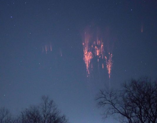 Red Sprites podem ser confundidos com um ataque aéreo ou invasão alienígena. (Imagem: Instagram)