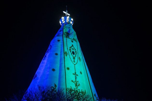 A estátua, localizada em Catamarca, no noroeste do país, foi inaugurada em 7 de setembro. (Imagem: reprodução instagram)