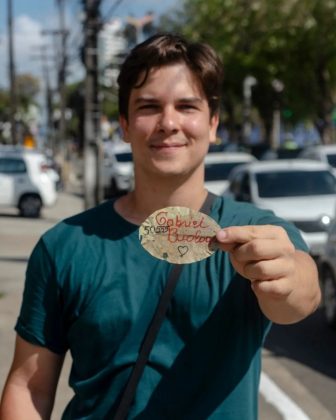 Gabriel Biologia (PSOL) fez sua campanha toda sem distribuir santinhos de papel (Foto: Reprodução/Instagram/@gabrielbiologia)