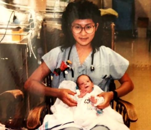 Vilma Wong, enfermeira do hospital infantil Lucile Packard, emocionou a comunidade médica com sua história (Foto: Reprodução/YouTube/CBS)