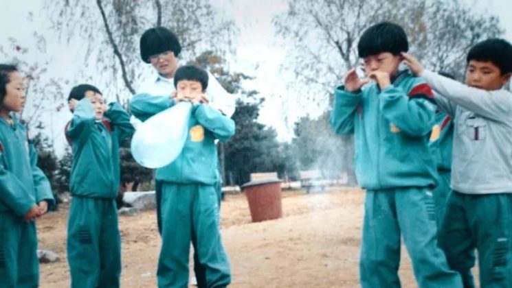 O intrigante caso dos 'meninos-sapo' que foram encontrados mortos na Coreia do Sul (Foto: Cena de Documentário da CNA)