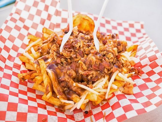 O Poutine no Canadá é um dos campeões em calorias. (Imagem: pixabay)