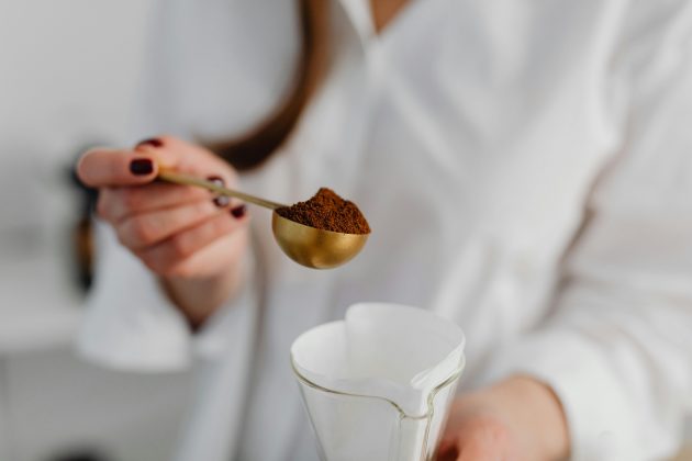 A descoberta destacou que os pontos quânticos de carbono à base de ácido cafeico (CACQDs, na sigla em inglês) Protegeram os neurônios contra condições neurodegenerativas. (Foto: Pexels)