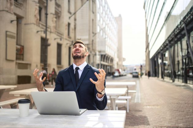 O estresse aprimora a oxigenação do cérebro e dos músculos, o que pode ser útil em situações que exigem foco e desempenho. (Foto: Pexels)