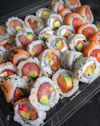 As bactérias presentes no sushi podem causar graves infecções digestivas. (Imagem: reprodução Instagram)