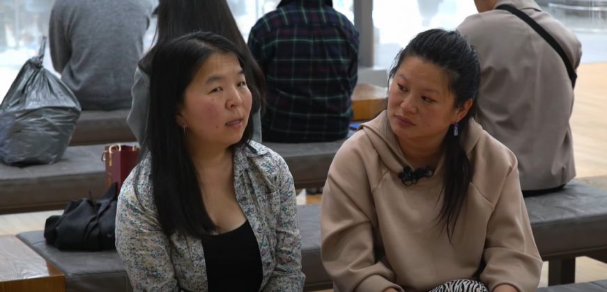 Darragh sempre soube que era adotada, mas apenas na adolescência começou a refletir sobre suas origens (Foto: Reprodução/The Korea Herald)