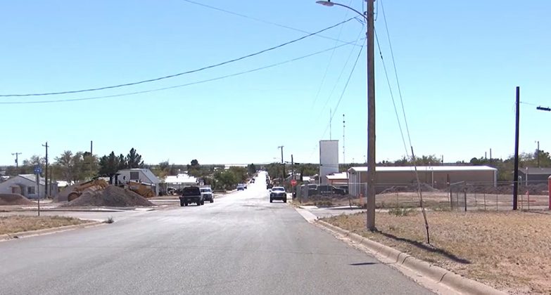 Fragmentos de crânios humanos foram encontrados na casa de Cecil Villanueva, na cidade de Jal, no Novo México (Foto: Reprodução/First Alert 7)