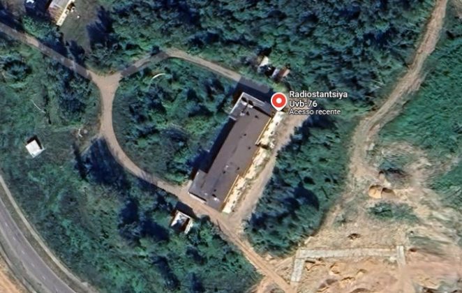 A localização do sinal também mudou, saindo de uma base militar em Povarovo, perto de Moscou, para outras cidades como São Petersburgo e Moscou (Foto: Reprodução/Google Maps)