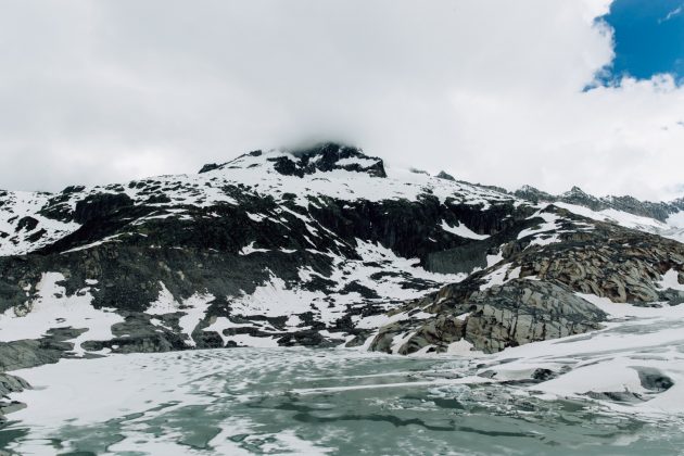 Geleira de Rhone nos Alpes suíços (Foto: Freepik)