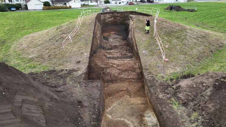 O Museu de Bergen exibirá os itens encontrados na escavação em 2025, como parte da celebração de seus 200 anos (Foto: Universidade de Bergen)