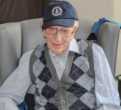 John Alfred Tinniswood, o homem mais velho do mundo, morreu aos 112 anos (Foto: Guinness Book Records)