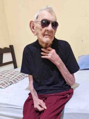 A confirmação ocorreu no último dia 26 de novembro, quando João completou 112 anos e 52 dias em Apuiarés, Ceará (Foto: Guinness Book Records)