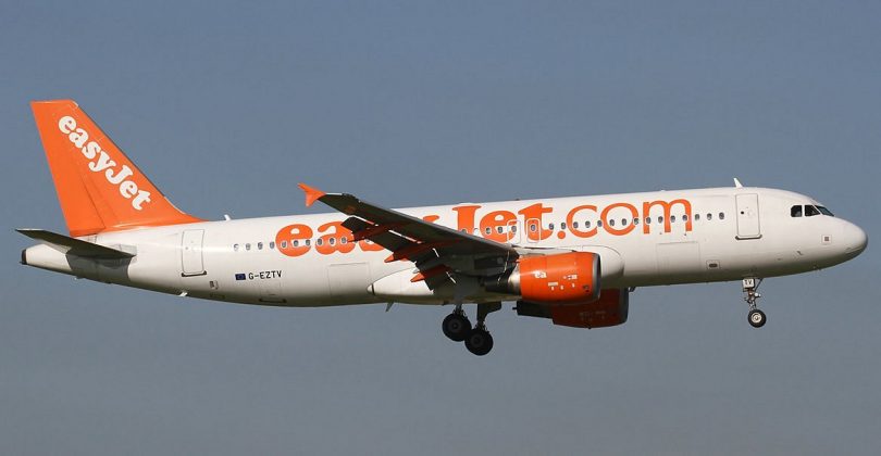 Na época, Shannon ainda tentou pagar o lanche para a easyJet, evitando assim ser demitida, mas a empresa se manteve decisiva sober sua demissão. (Foto: easyJet)