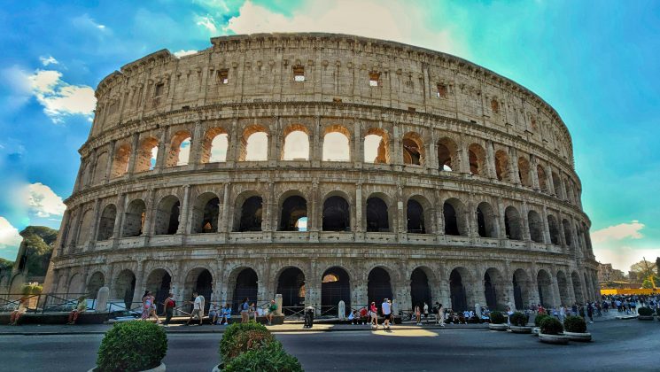 Os vencedores terão a chance de explorar os túneis subterrâneos do Coliseu e, posteriormente, encenar batalhas na arena histórica (Foto: Unsplash)