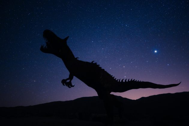 Asteróide que extinguiu dinossauros não estava sozinho, diz cientistas (Foto: Pexels)