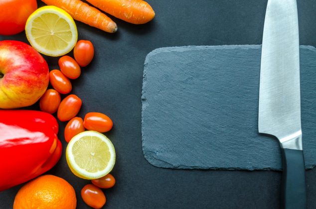 As substâncias que dão pigmento a alimentos como couve, espinafre, pimentão, tomate e cenoura, se tornam úteis para prevenção da perda visual e cognitiva. (Foto: Pexels)