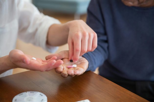 Estudos científicos apontaram que a pílula anticoncepcional masculina possui cerca de 99% de eficácia na prevenção da gravidez, em testes realizados sobre camundongos. (Foto: Pexels)