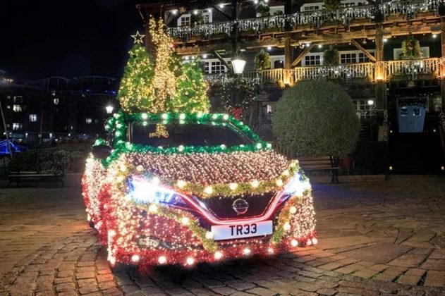 Na internet, é possível encontrar outros casos de motoristas que decoraram seus carros com luzes de Natal (Foto: Auto Esporte)