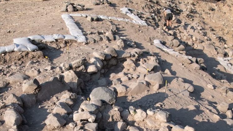 A pesquisa, publicada na Archaeological Research in Asia, analisou 120 estruturas de 23 sítios arqueológicos no Mediterrâneo e no Vale do Jordão, datadas de 15.000 a 8.500 anos atrás (Foto: X)