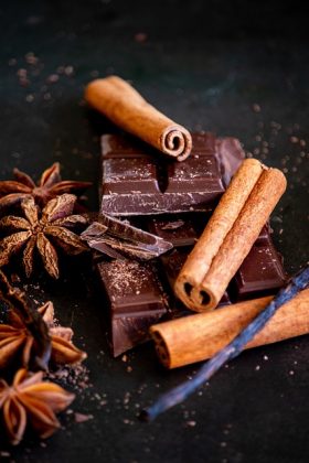 Chocolates com maior percentual de cacau são mais eficazes para a saúde. (Imagem: pixabay)