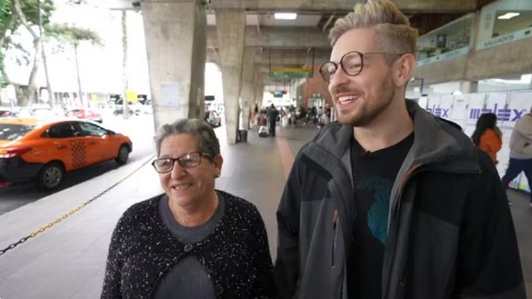 Intrigado, João compartilhou sua história nas redes sociais, onde encontrou apoio e pistas para desvendar seu passado (Foto: Instagram)