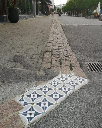 "Ele revitaliza calçadas e asfalto, oferecendo uma nova perspectiva às superfícies urbanas." (imagem: reprodução instagram / @ememem.flacking)