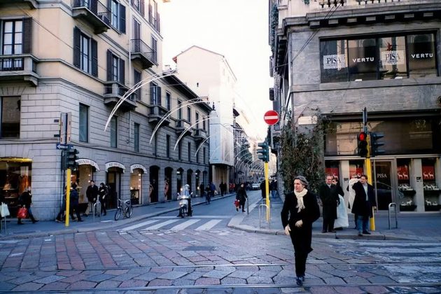 Todo ano, o índice global da Cushman & Wakefield classifica as áreas comerciais mais caras e, no ano passado, Montenapoleone ultrapassou a famosa Quinta Avenida (Foto: Visualhunt/darkensiva)