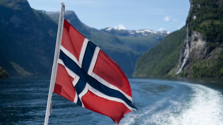 A Embaixada Real da Noruega destacou os benefícios de trabalhar no país, que ocupa consistentemente o topo do Índice de Desenvolvimento Humano da ONU (Foto: Unsplash)