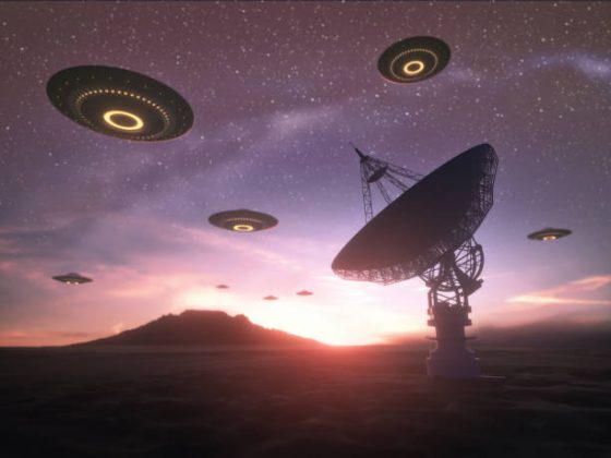 Megaestruturas alienígenas estão escondidas na Galáxia, diz cientistas. (Foto: iStock)