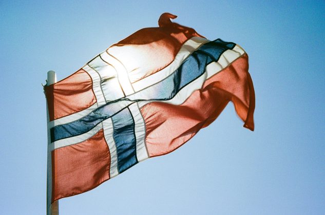 Interessados precisam obter uma autorização de residência, um processo que pode ser iniciado pelo site da Direção Geral de Imigração da Noruega (UDI) (Foto: Unsplash)