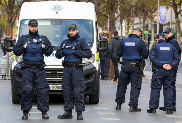 O caso ocorreu no domingo, 9 de fevereiro, na região de Stoneybatter, e segue sob investigação (Foto: X)