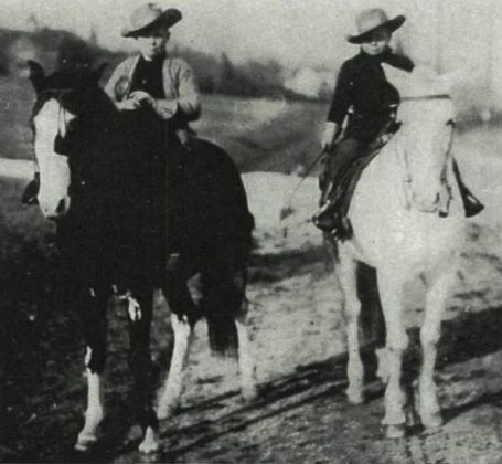 Os irmãos atravessaram os Estados Unidos a cavalo, de Oklahoma a Nova York. (Imagem: reprodução Instagram)