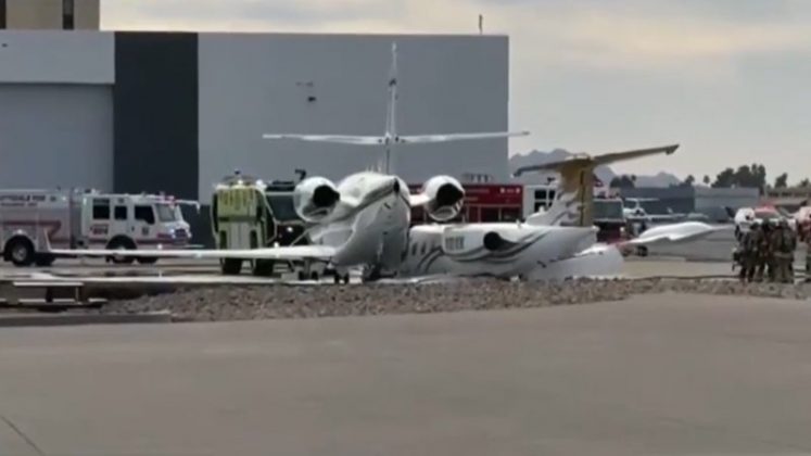 Um acidente aéreo no Aeroporto de Scottsdale, no Arizona, resultou na morte de uma pessoa e deixou outras quatro feridas nesta segunda-feira (10) (Foto: X)