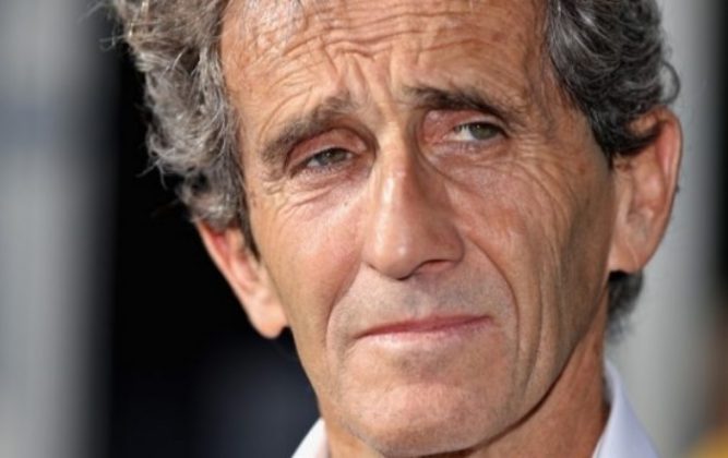 Apesar da recepção positiva, a série não agradou a Alain Prost, ex-rival de Senna na Fórmula 1. O francês, tetracampeão mundial, criticou a abordagem da produção e questionou a veracidade de algumas cenas (Foto: X)