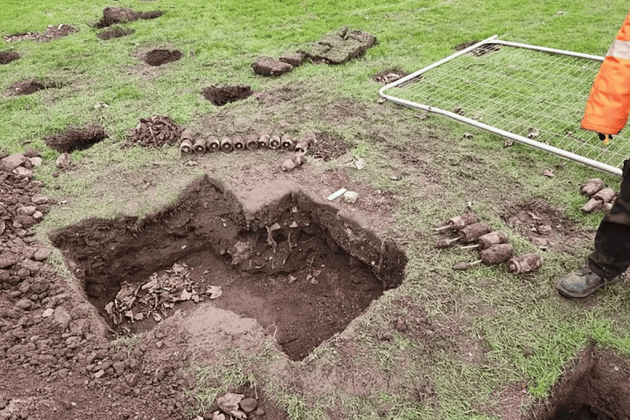 Bombas da Segunda Guerra Mundial são encontradas em parque na Inglaterra (Foto: Mark Mather/Prefeitura de Wooler)