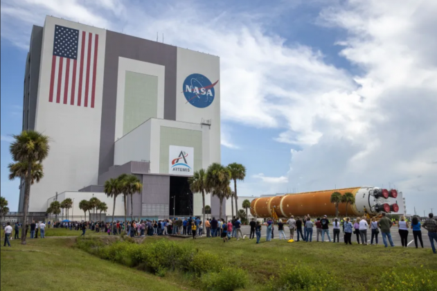 Especialistas em política espacial classificaram a medida como um retrocesso nos esforços de décadas em prol da exploração lunar (Foto: X)