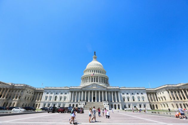 Construído ao longo de décadas, o Capitólio teve sua pedra fundamental colocada em 1793 por George Washington, sendo finalizado somente em 1826 (Foto: X)