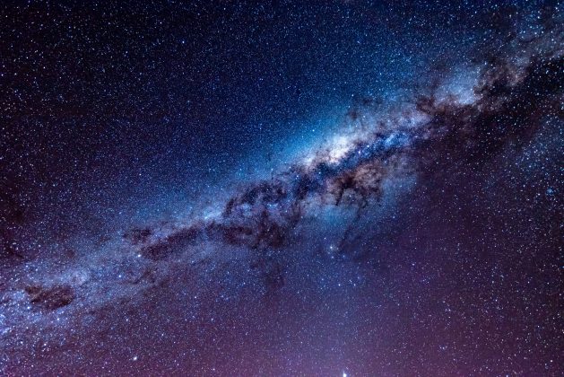 De acordo com os cálculos mais recentes, o fim de tudo pode ocorrer bem antes do que as estimativas anteriores indicavam (Foto: Unsplash)