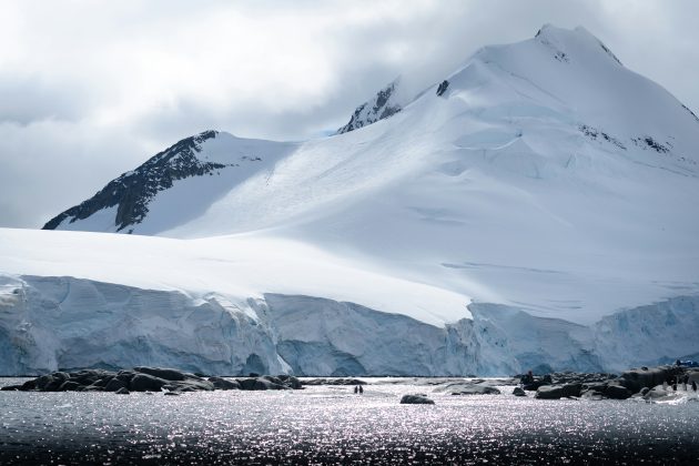 De acordo com os pesquisadores, as montanhas foram moldadas por antigas colisões tectônicas que levaram à formação do supercontinente Gondwana, durante um período de intensa transformação geológica (Foto: Unsplash)